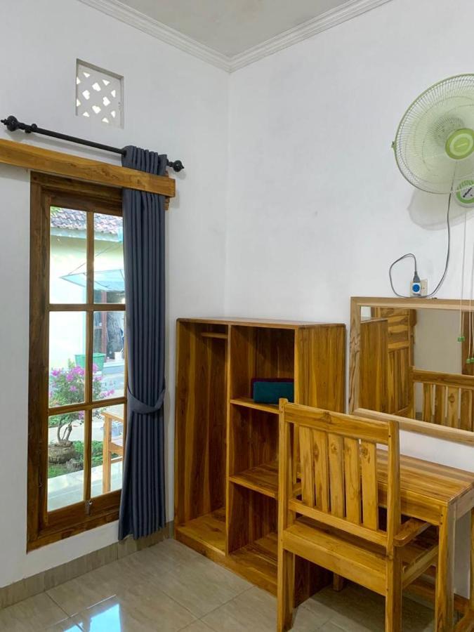 Penginapan Sedap Malam Lovina Exterior foto